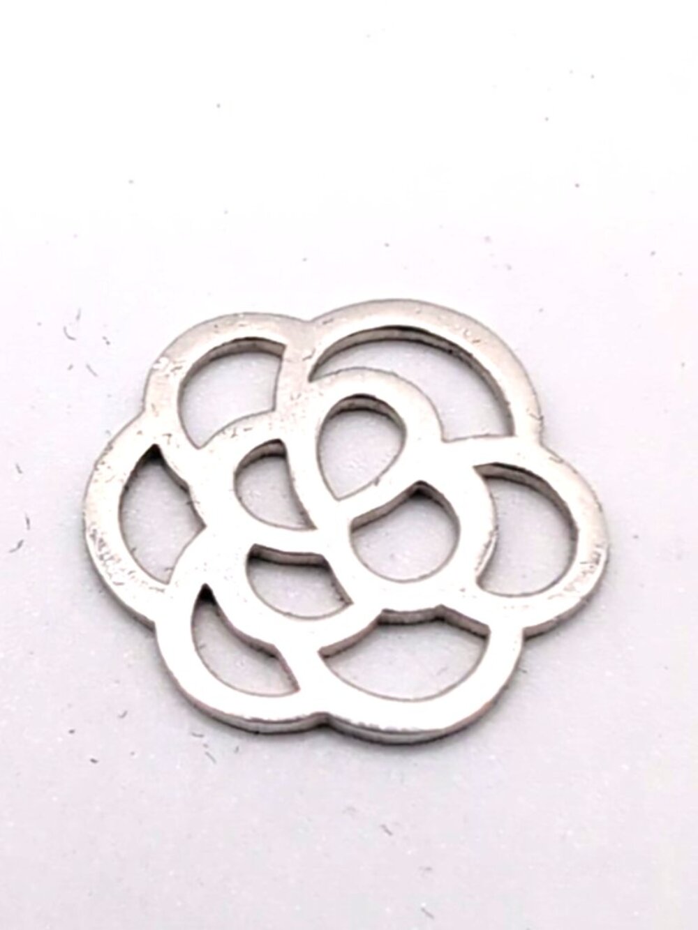 Thomas Sabo Sterling Silver 925 Filigree Flower Charm 2g 3/4" Germany Marked VGC - Picture 2 of 5